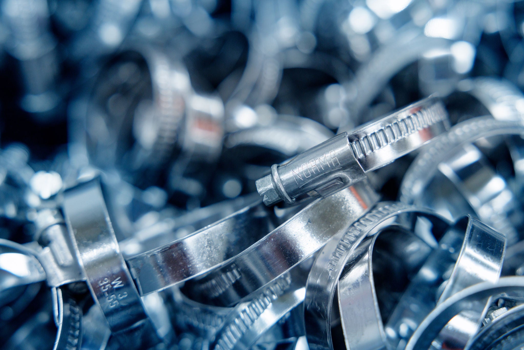 TORRO metal clamps produced in Maintal, Germany